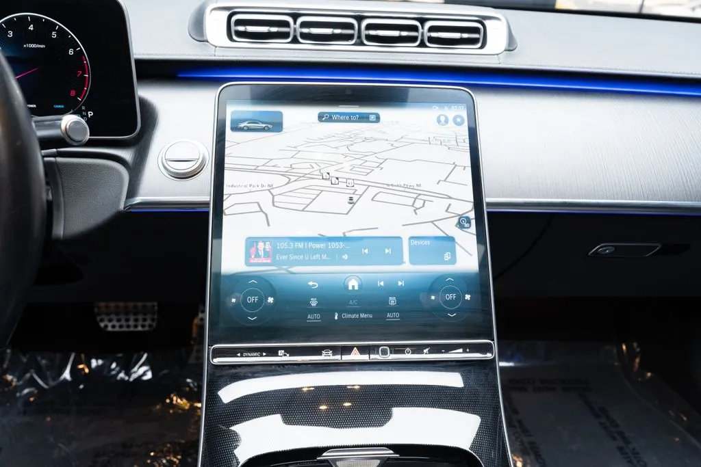 Mercedes-Benz S-Class photo 37