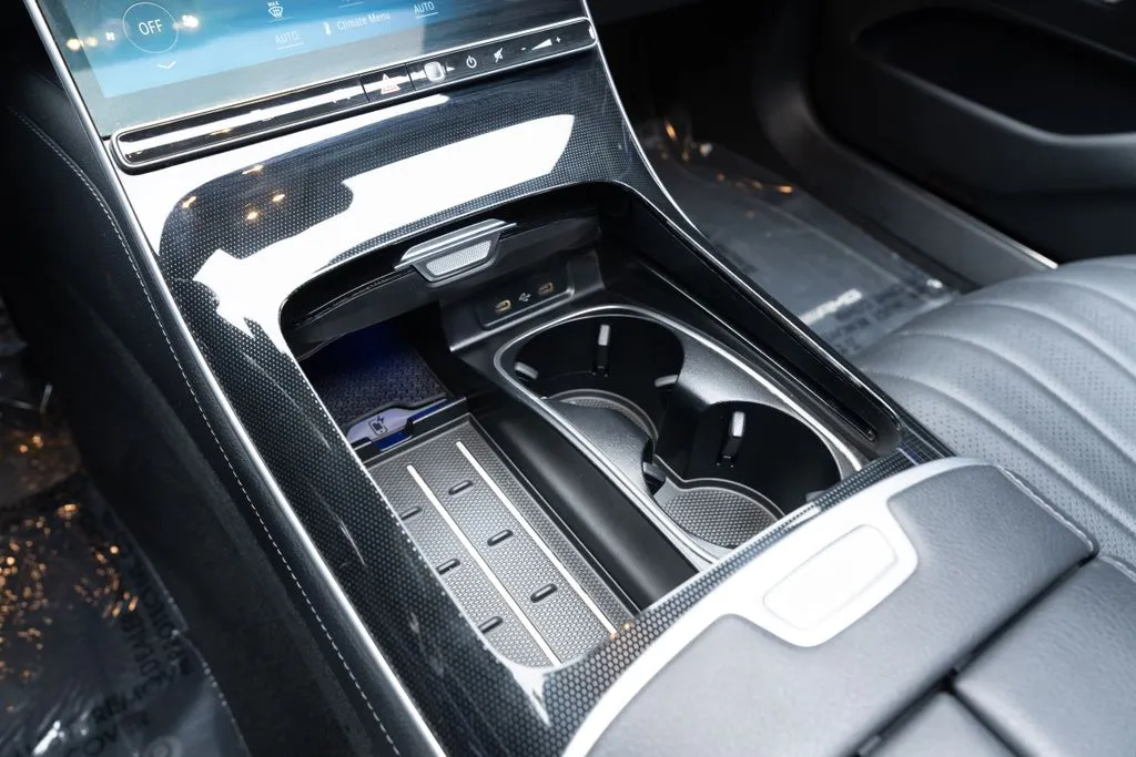 Mercedes-Benz S-Class photo 39