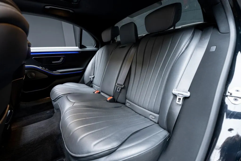 Mercedes-Benz S-Class photo 49