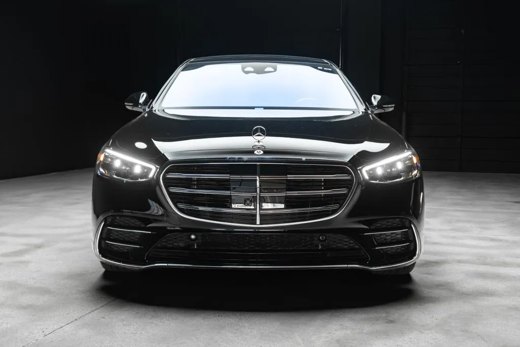 Mercedes-Benz S-Class photo 7