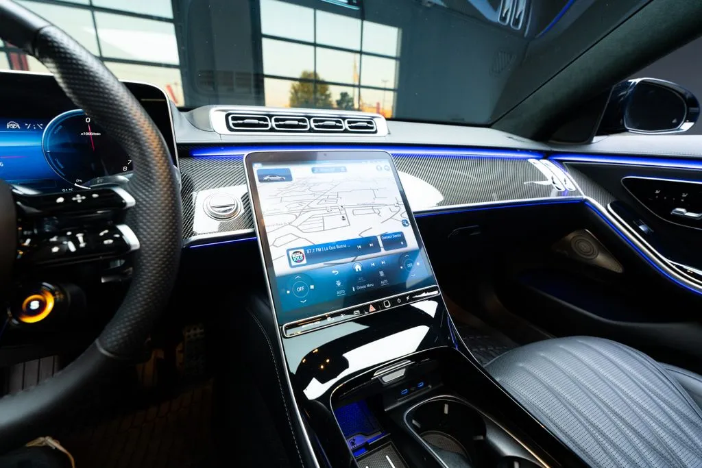 Mercedes-Benz S-Class photo 34