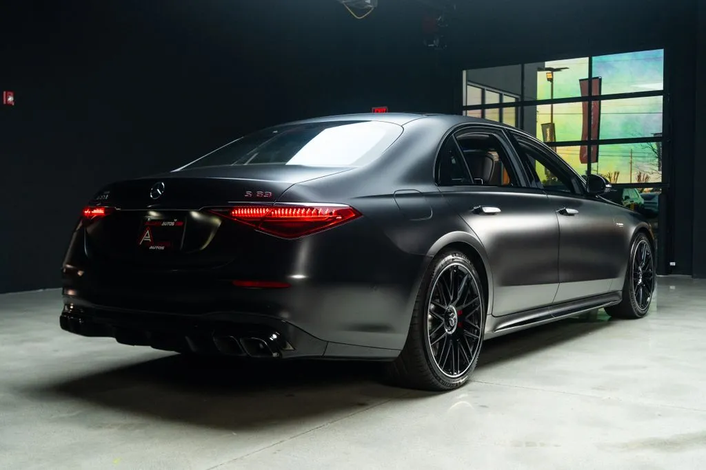 Mercedes-Benz S-Class photo 12
