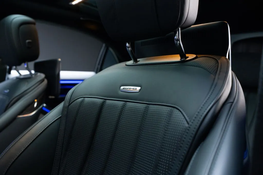 Mercedes-Benz S-Class photo 24