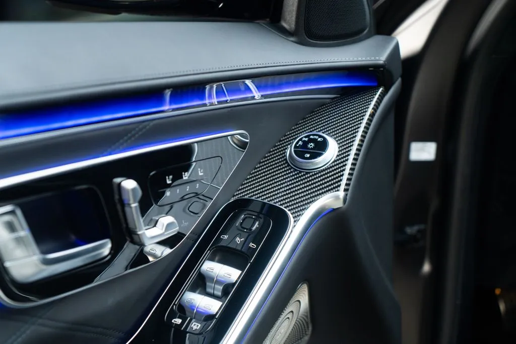 Mercedes-Benz S-Class photo 21