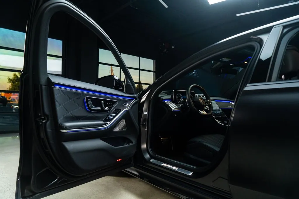 Mercedes-Benz S-Class photo 19