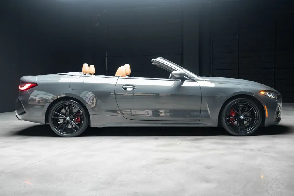 BMW 4 Series photo 8