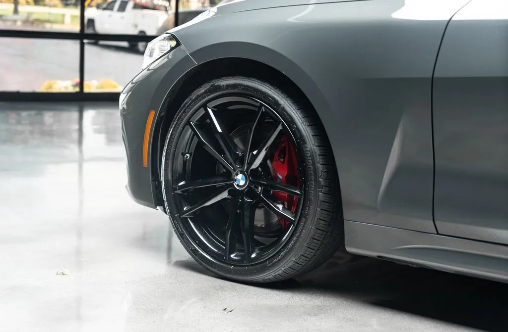 BMW 4 Series photo 18