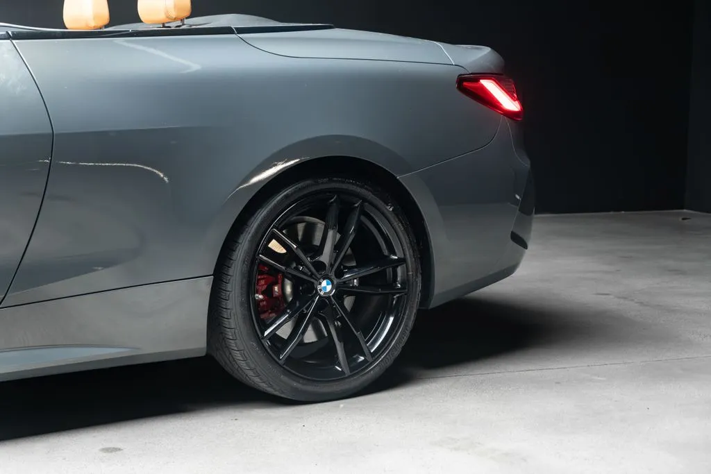 BMW 4 Series photo 17