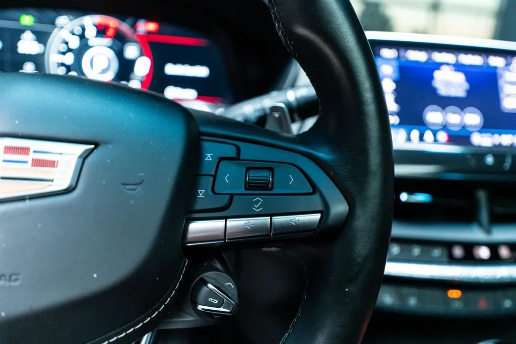 Cadillac CT4 photo 30