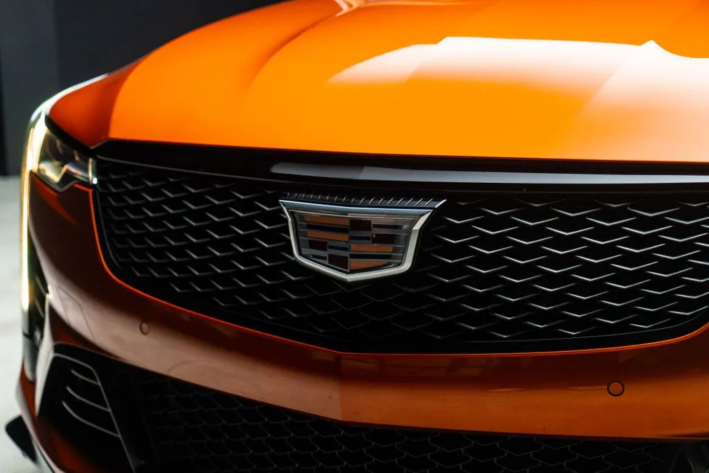 Cadillac CT4 photo 6