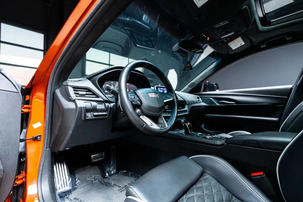 Cadillac CT4 photo 27