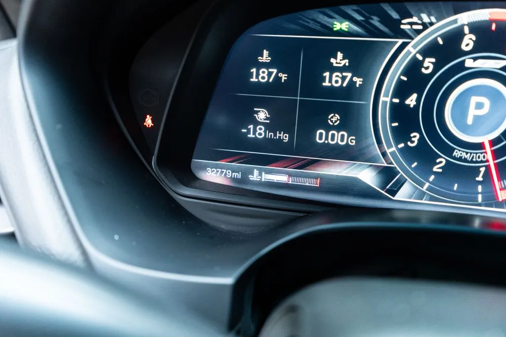 Cadillac CT4 photo 33