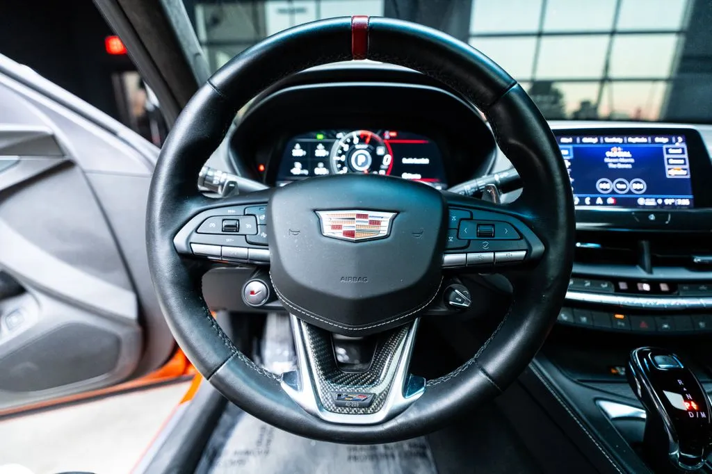 Cadillac CT4 photo 28