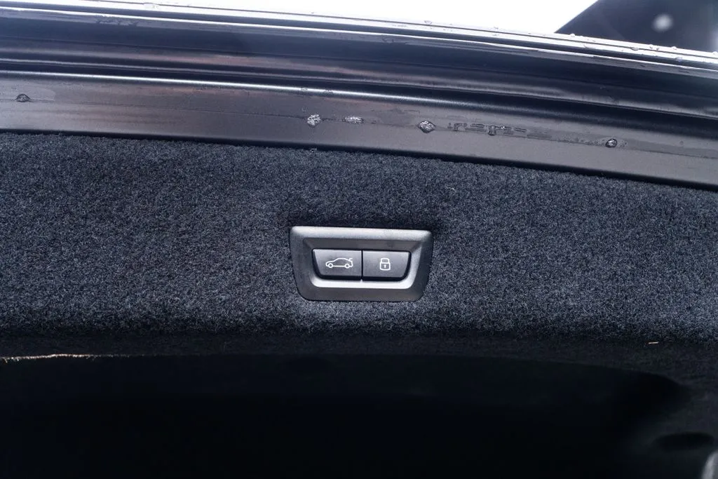 BMW i7 photo 40