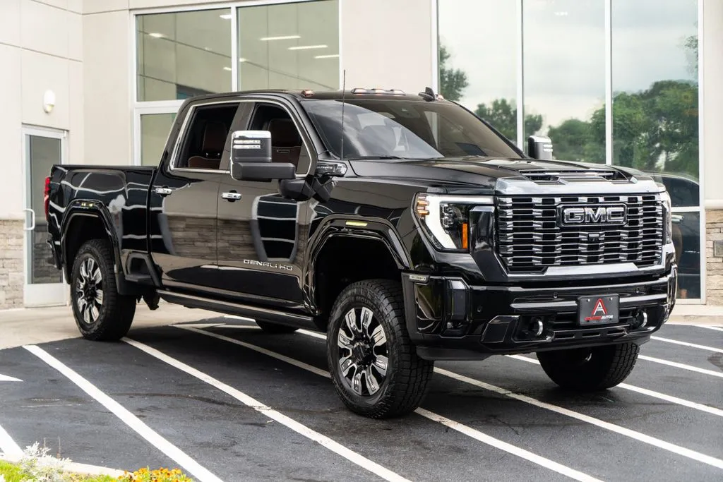 GMC Sierra 3500 HD photo 7