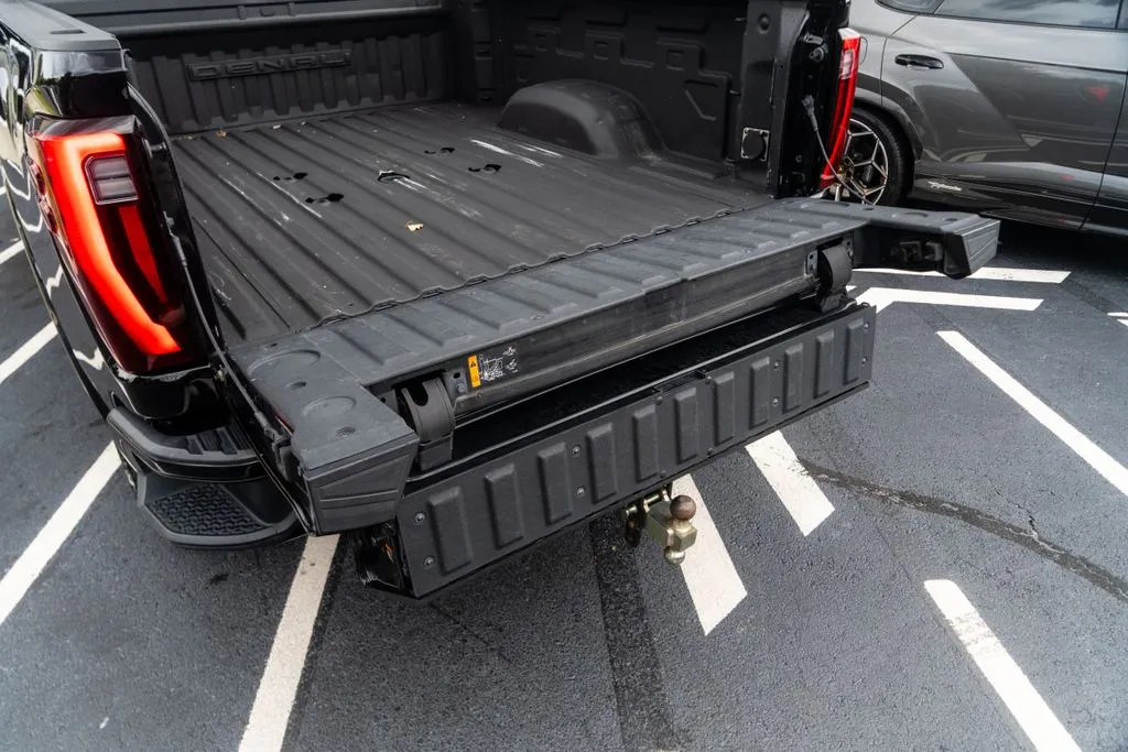 GMC Sierra 3500 HD photo 20