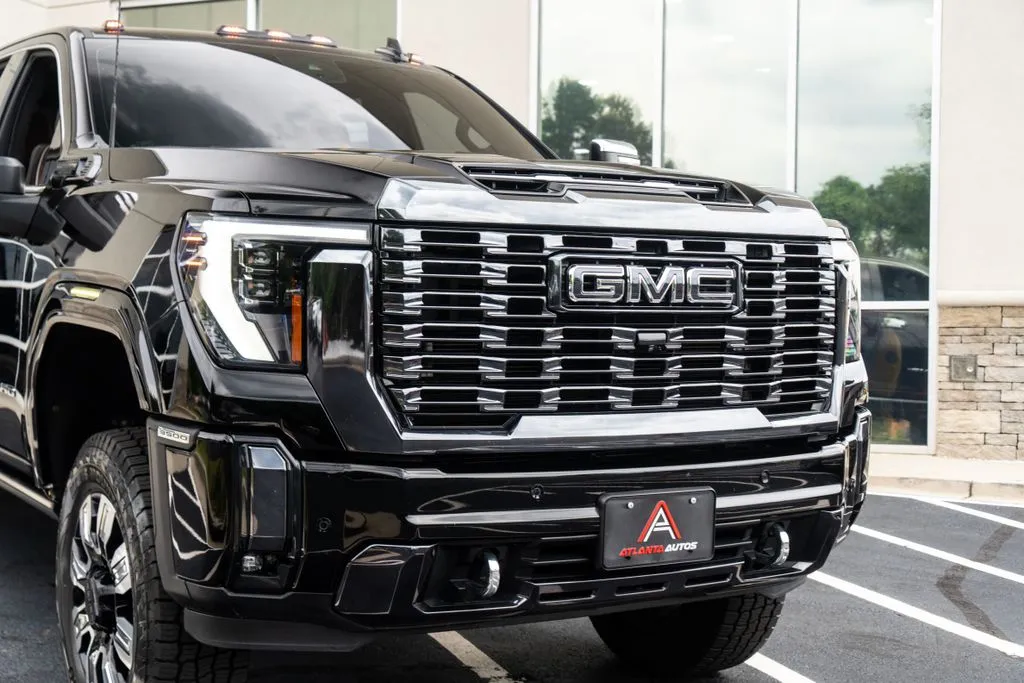 GMC Sierra 3500 HD photo 5