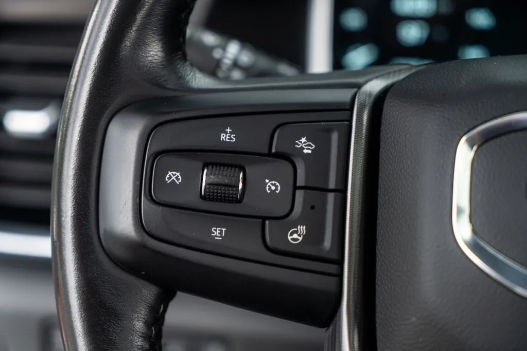 GMC Sierra 3500 HD photo 32