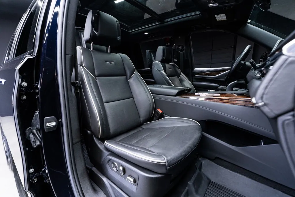 Cadillac Escalade ESV photo 42