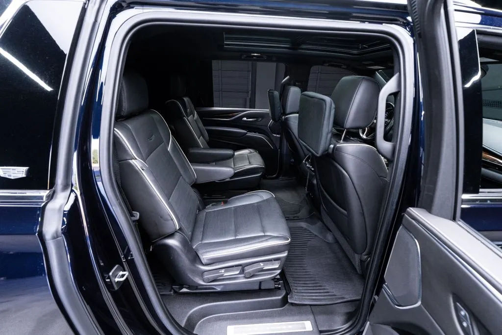 Cadillac Escalade ESV photo 45