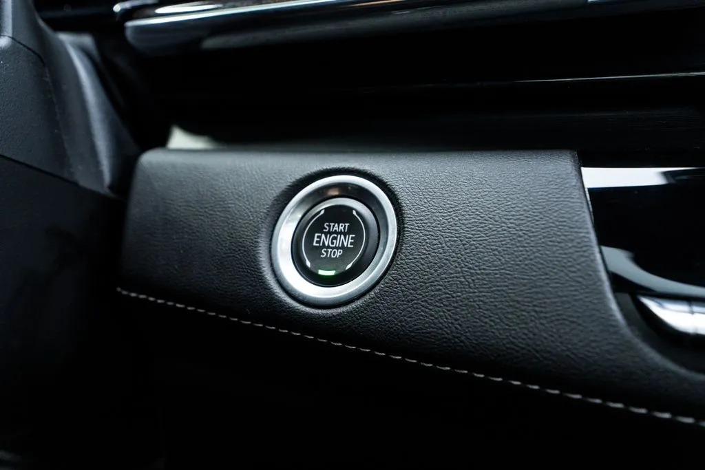 Cadillac Escalade ESV photo 33