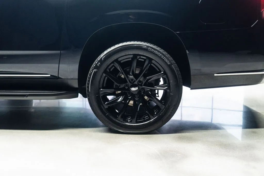Cadillac Escalade ESV photo 22