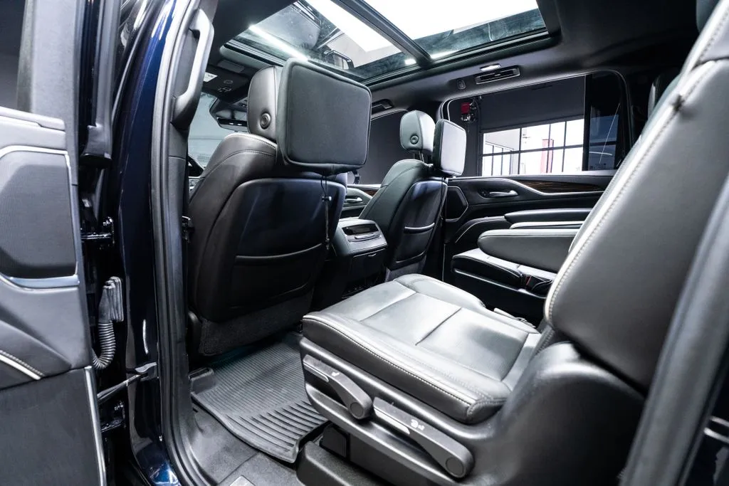 Cadillac Escalade ESV photo 51
