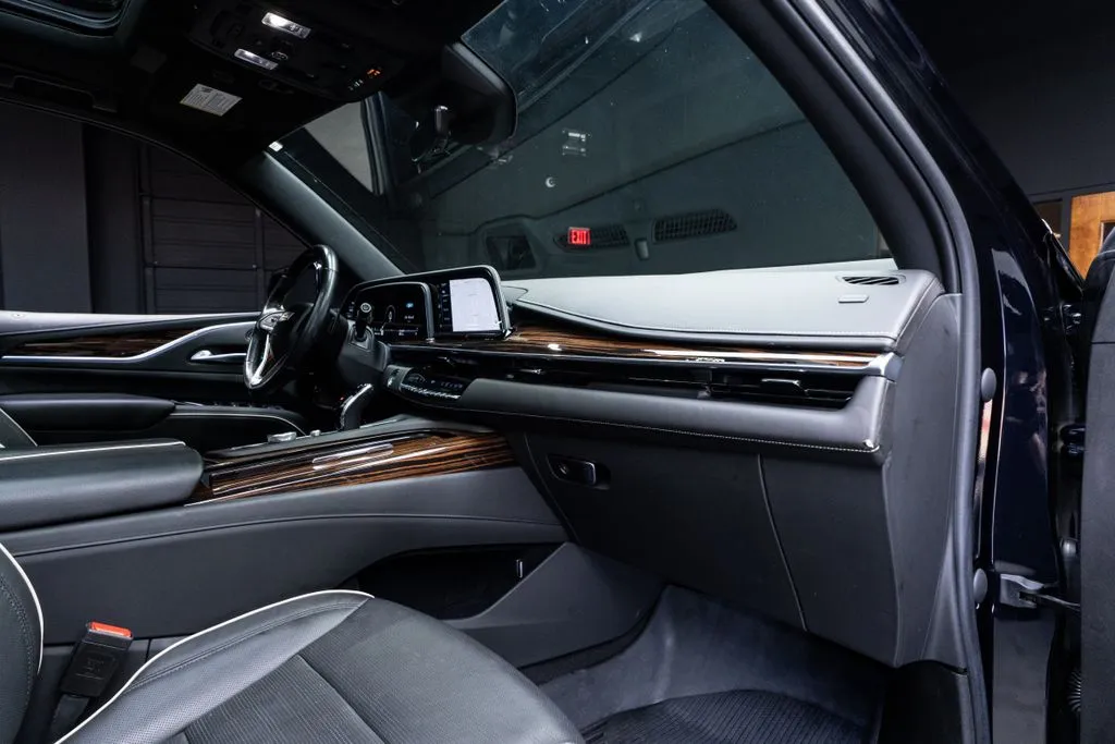 Cadillac Escalade ESV photo 41