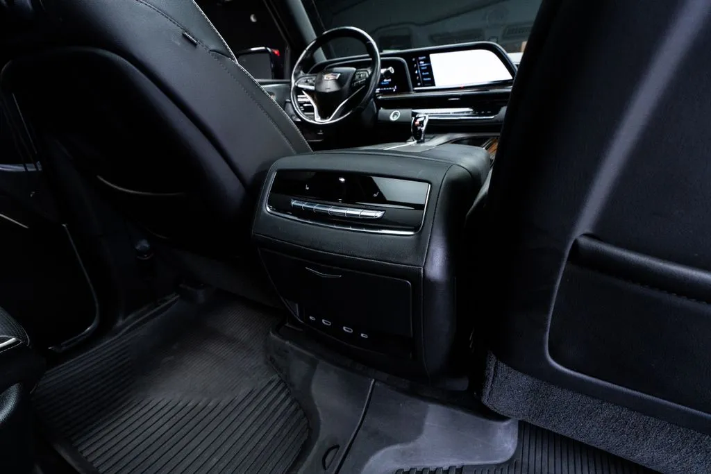 Cadillac Escalade ESV photo 46