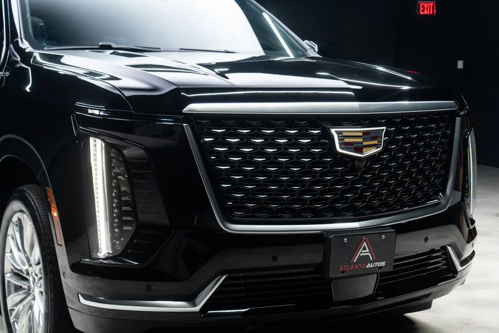 Cadillac Escalade ESV photo 6