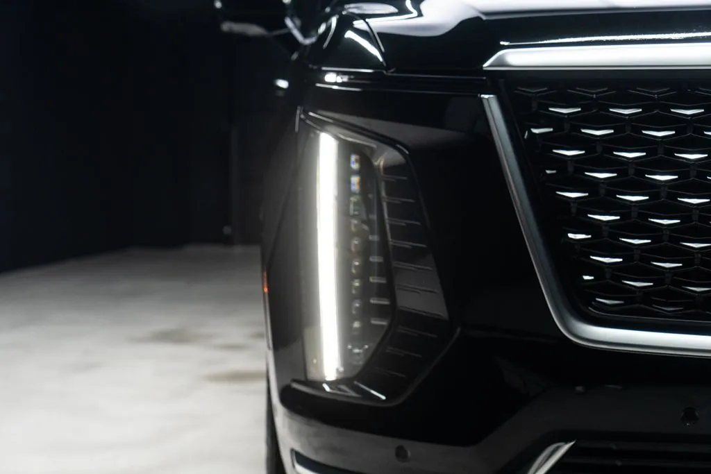 Cadillac Escalade ESV photo 5