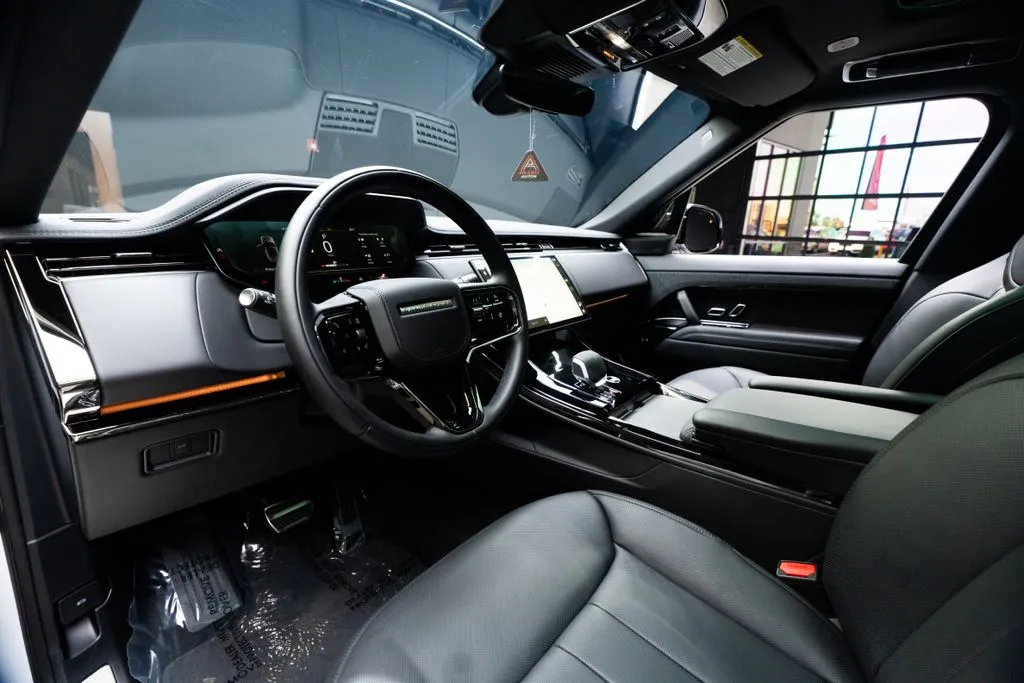 Land Rover Range Rover Sport photo 35