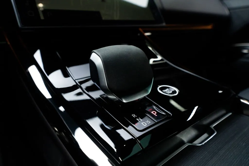 Land Rover Range Rover Sport photo 42