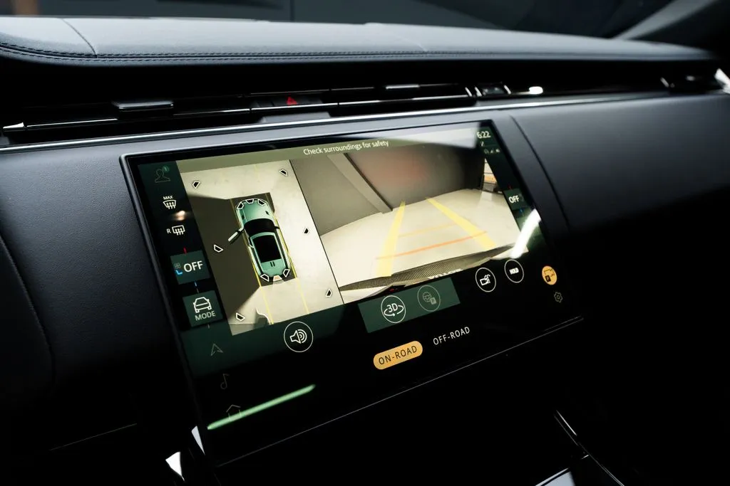 Land Rover Range Rover Sport photo 40