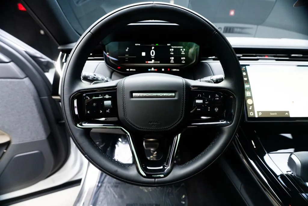 Land Rover Range Rover Sport photo 36