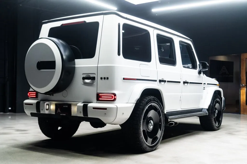 Mercedes-Benz G-Class photo 15