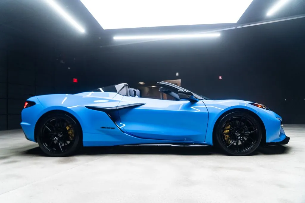 Chevrolet Corvette photo 8