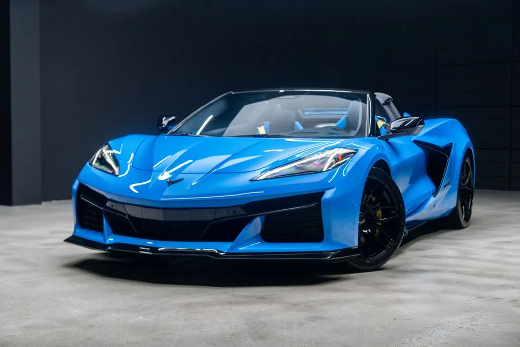 Chevrolet Corvette photo 2