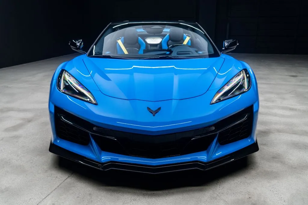 Chevrolet Corvette photo 3