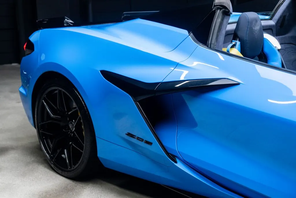 Chevrolet Corvette photo 12