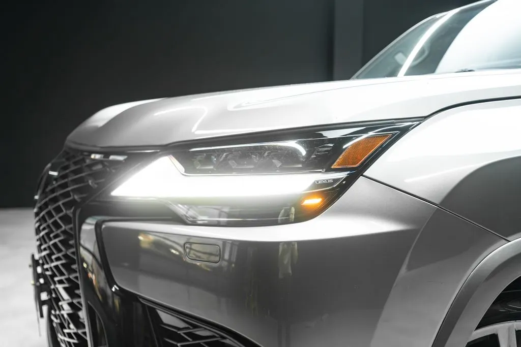Lexus LX photo 3