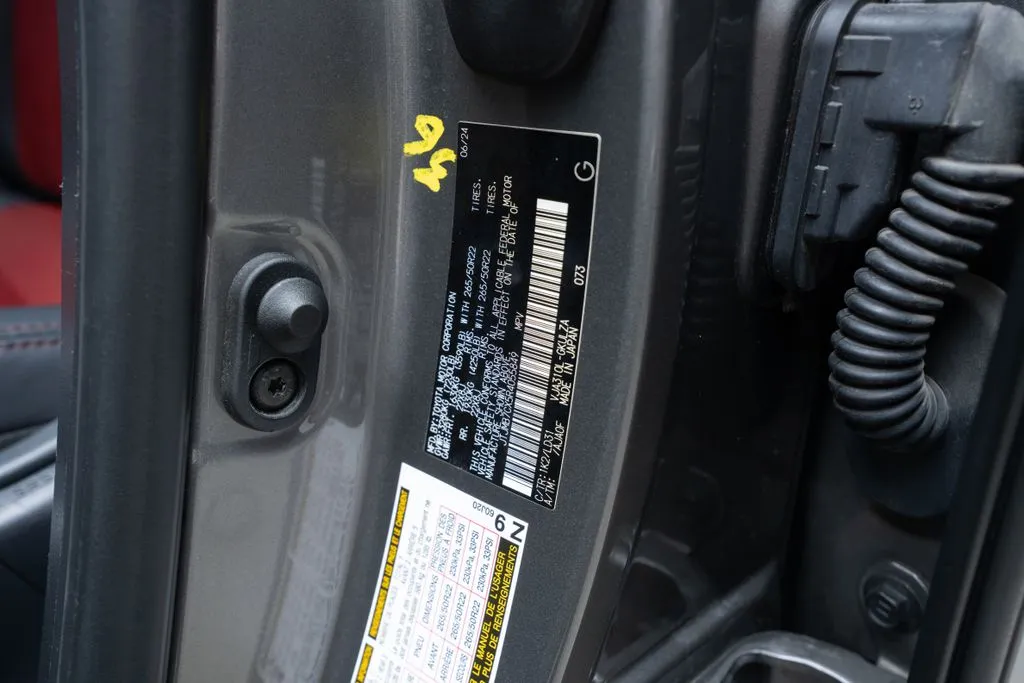 Lexus LX photo 49