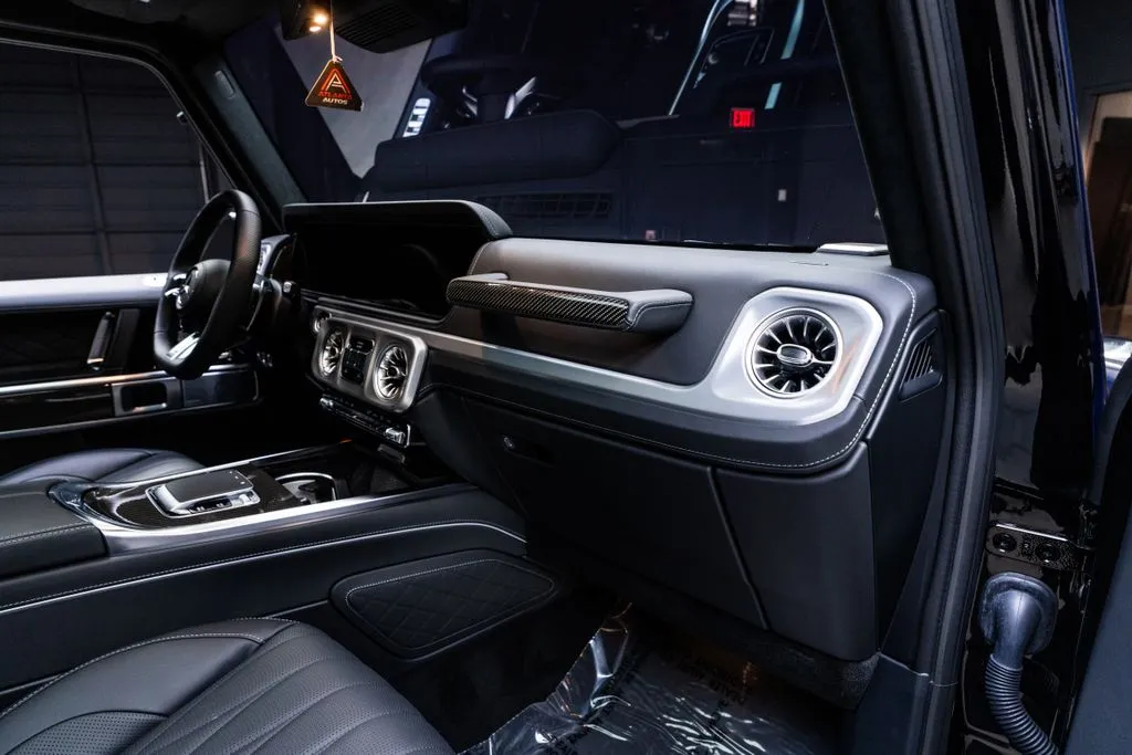 Mercedes-Benz G-Class photo 47