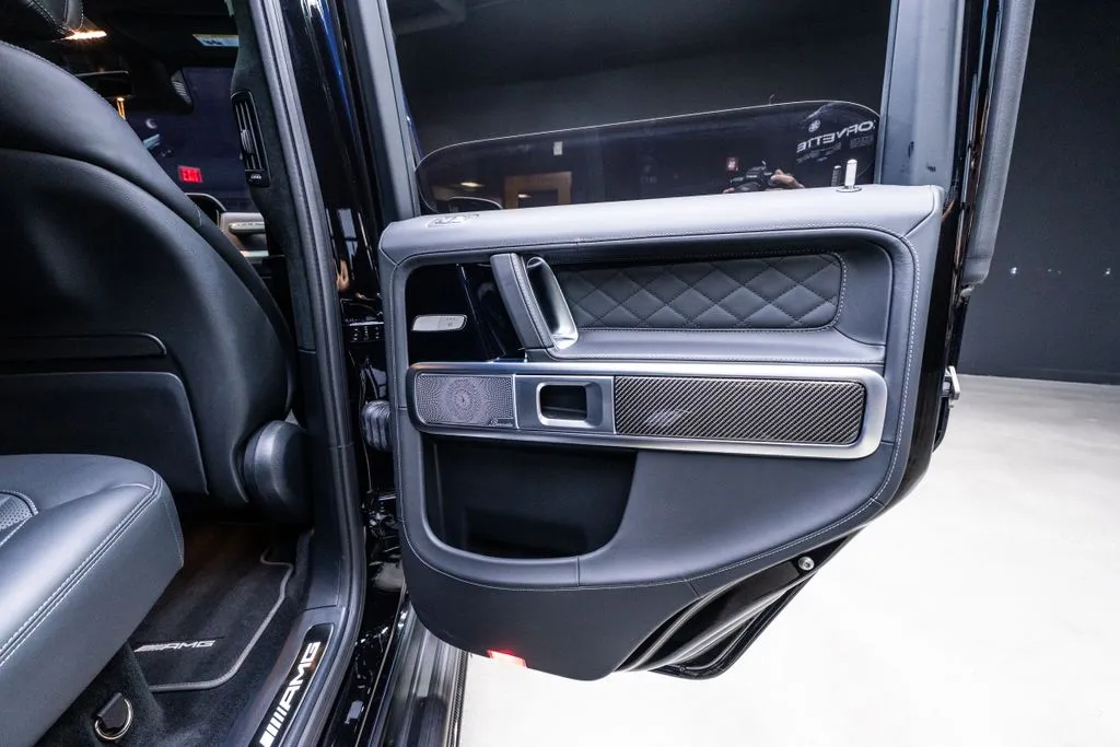 Mercedes-Benz G-Class photo 51