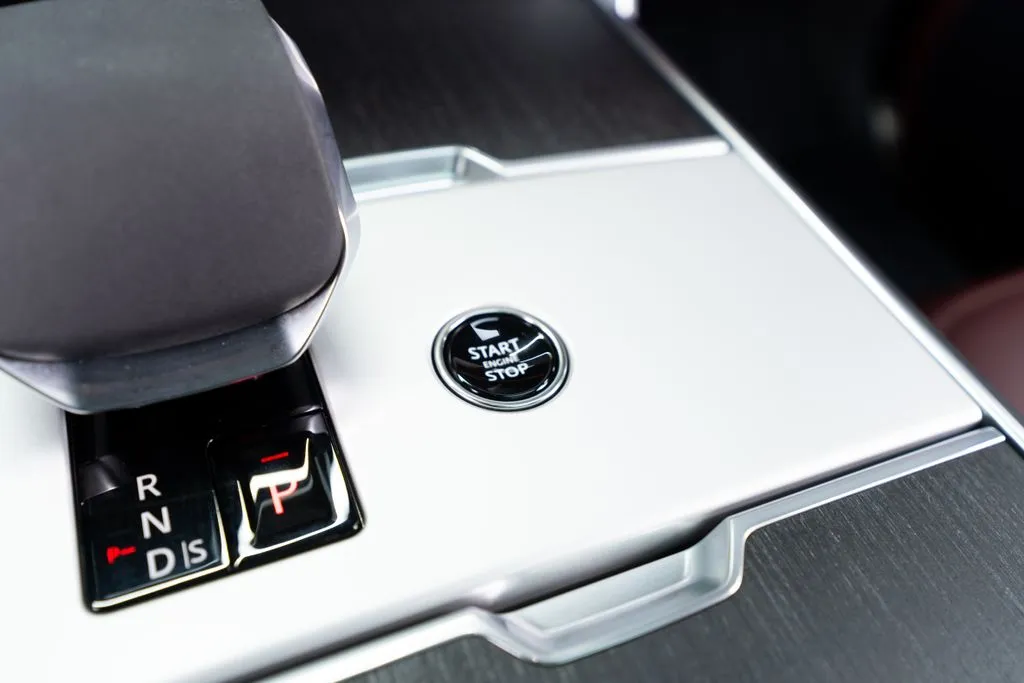 Land Rover Range Rover photo 48
