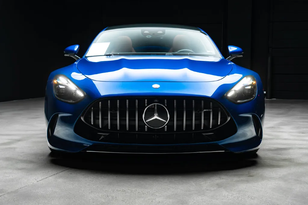 Mercedes-Benz AMG GT photo 3