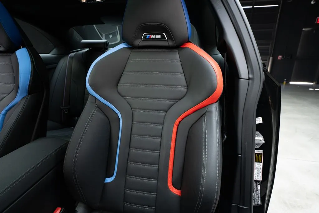 BMW M2 photo 30