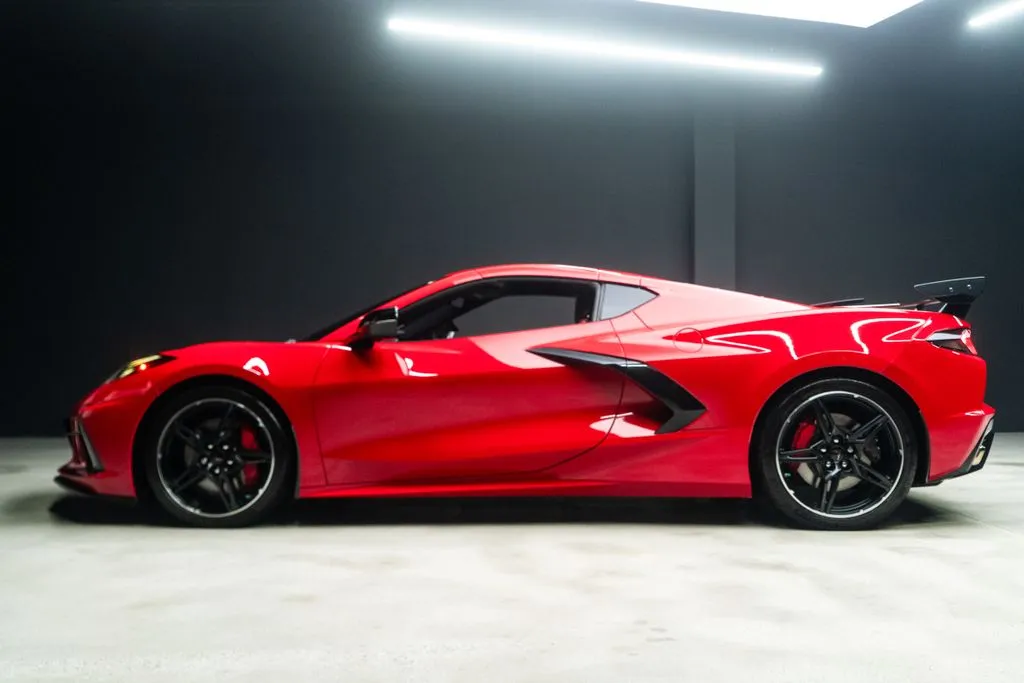 Chevrolet Corvette photo 24