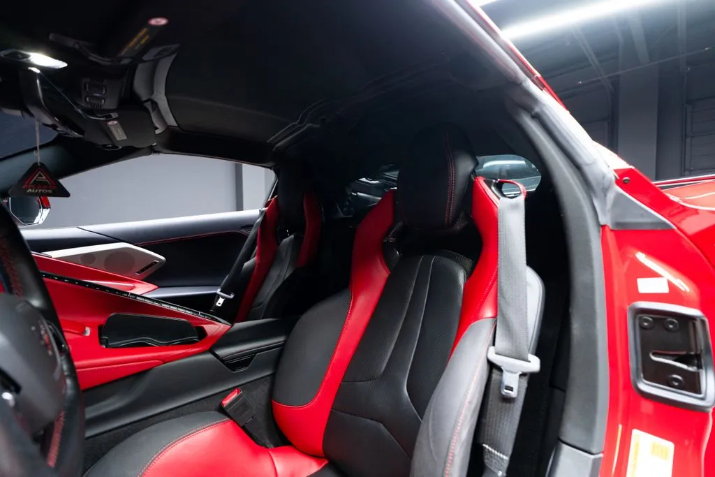 Chevrolet Corvette photo 31