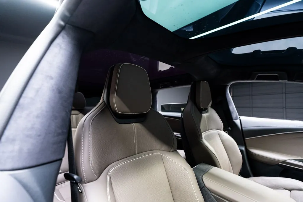 Lucid Gravity photo 39